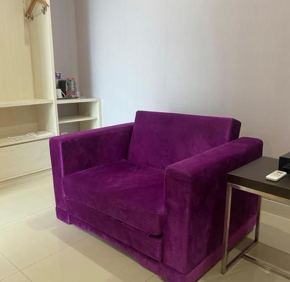 Szálloda Daima Suites Margonda