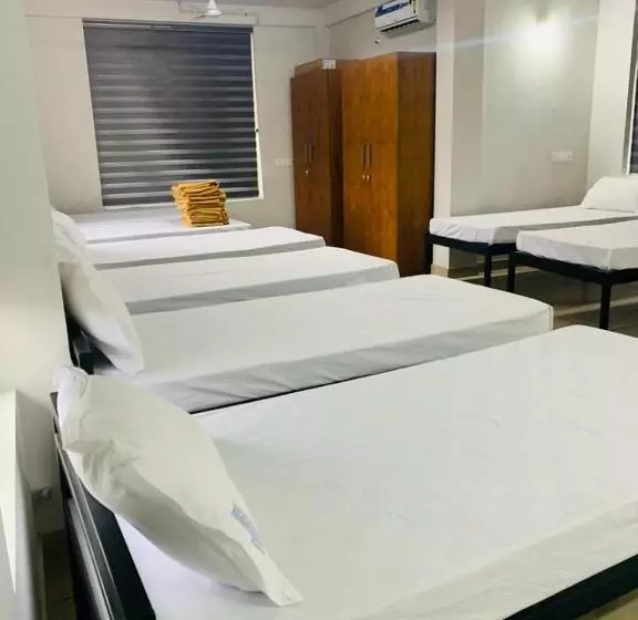 ホテル Regalia Wayanad