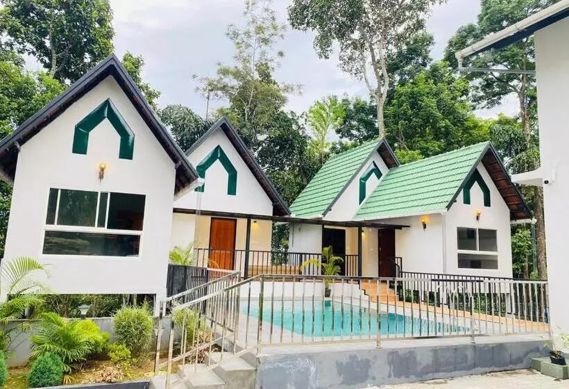 ホテル Regalia Wayanad