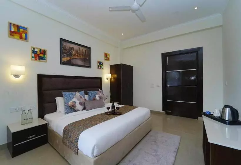 ホテル The Rose, Kasauli  A Four Star Lavish & Luxury