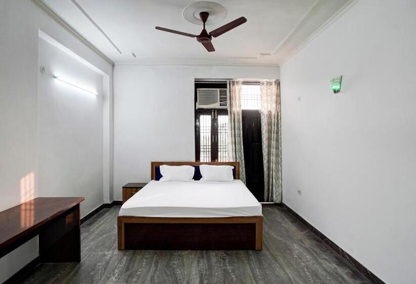 Oyo Radisson Red Hotel & Restaurant