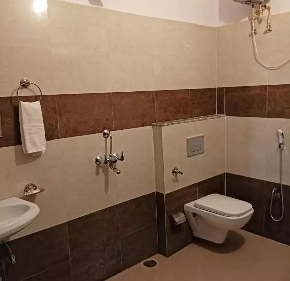 Majatalo Balaji Guest House