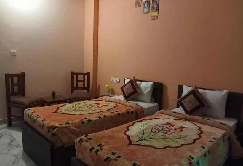Majatalo Balaji Guest House