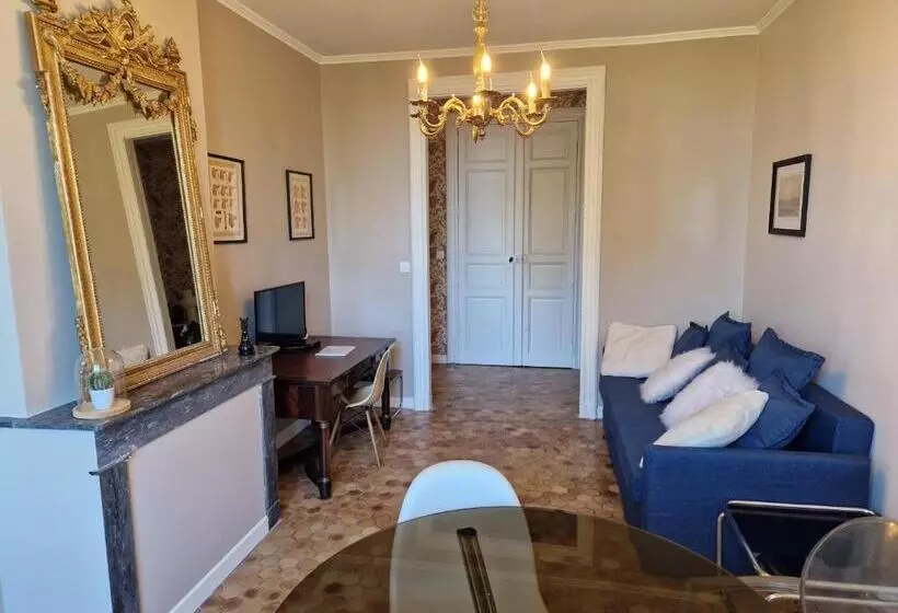 ペンション Château De Bayssan