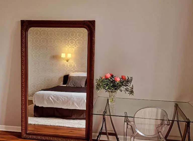 ペンション Château De Bayssan