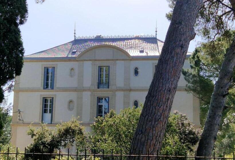 پانسیون Château De Bayssan