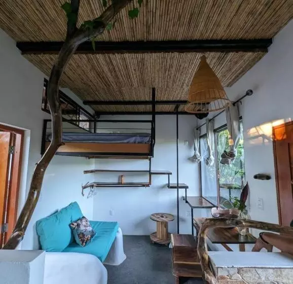 Majatalo Four Trees Jungle Lodge