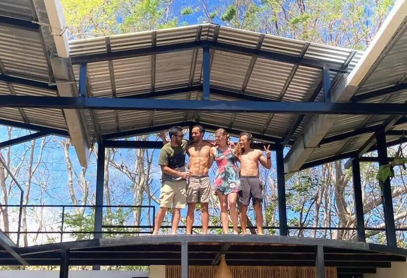 Majatalo Four Trees Jungle Lodge