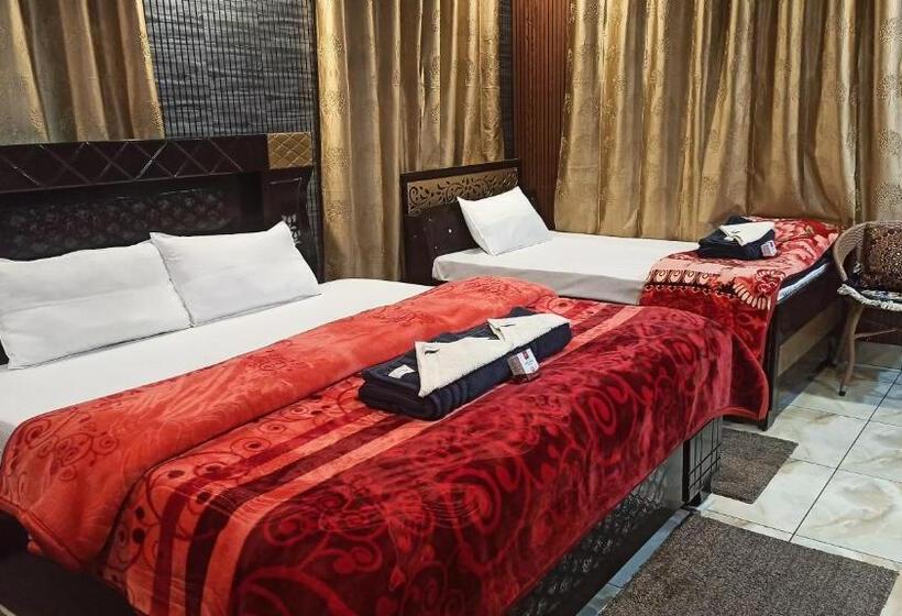 ペンション Gayatri Niwas Luxury Private Room With Ensuit Bathroom Lake View And Mountain View