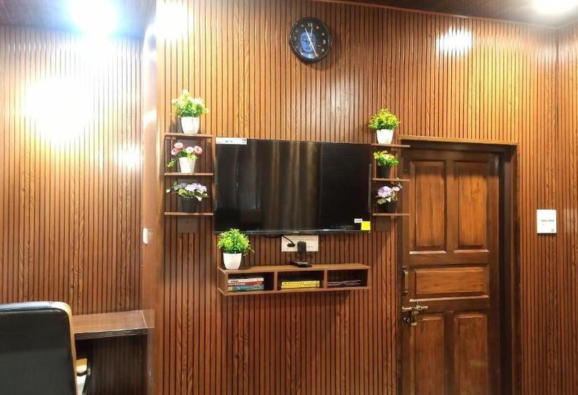 ペンション Gayatri Niwas Luxury Private Room With Ensuit Bathroom Lake View And Mountain View