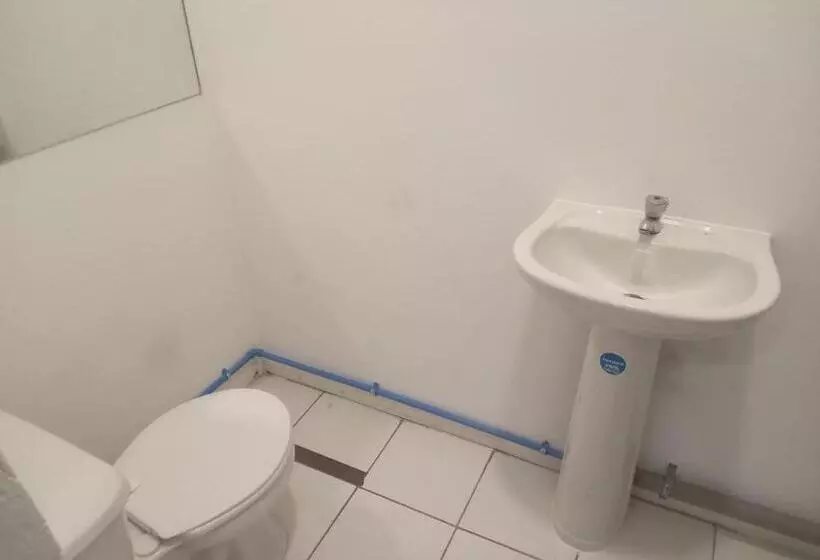 Majatalo Hostal 4 Estaciones