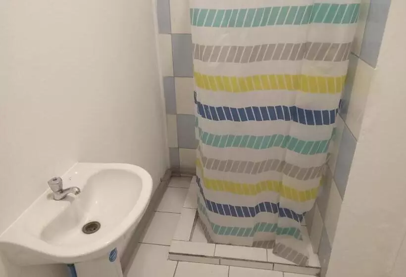 Majatalo Hostal 4 Estaciones
