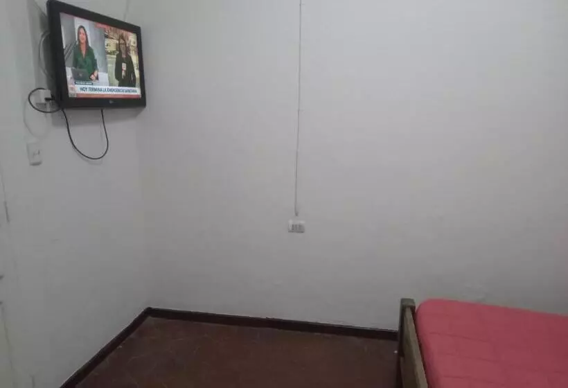 Majatalo Hostal 4 Estaciones
