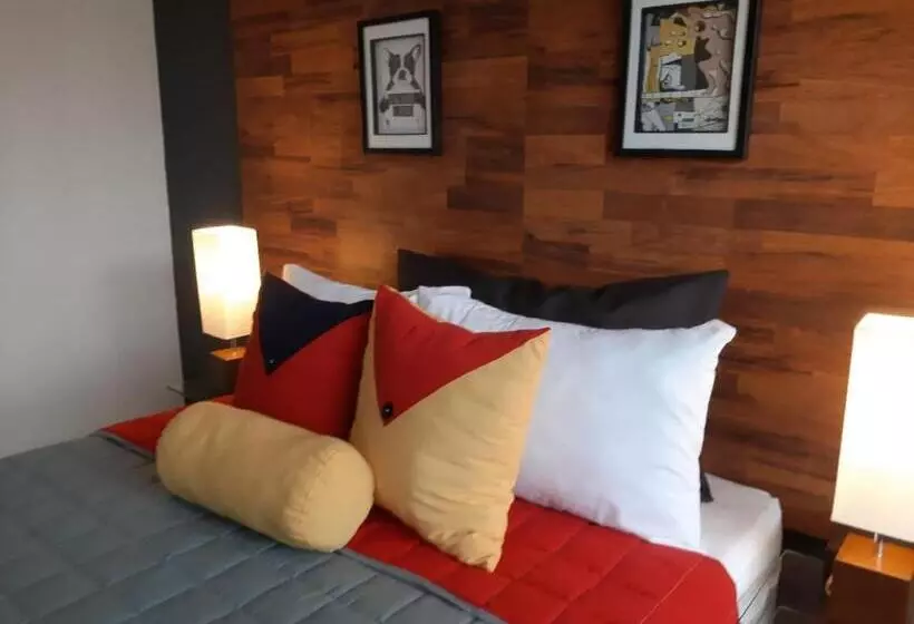 پانسیون Hostal Amaya