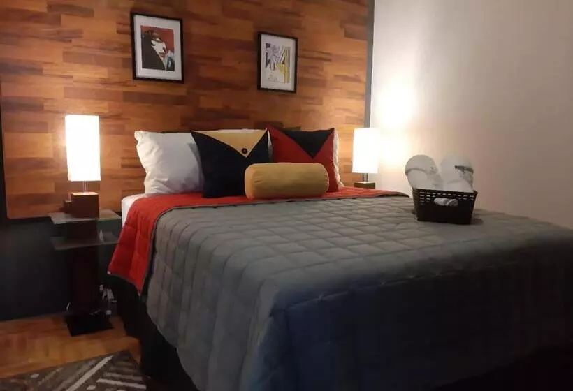 پانسیون Hostal Amaya