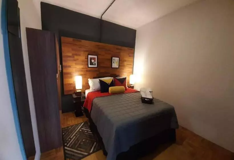 پانسیون Hostal Amaya