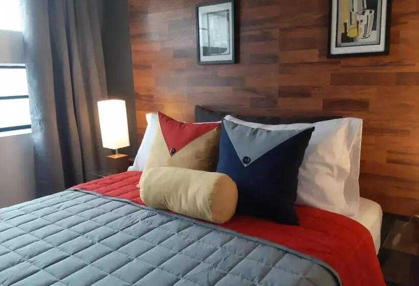 پانسیون Hostal Amaya