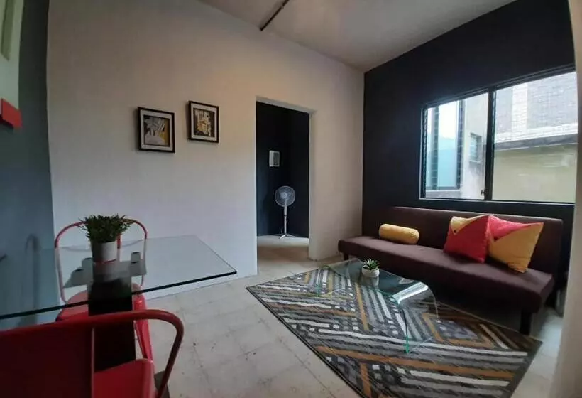 پانسیون Hostal Amaya