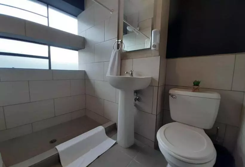 پانسیون Hostal Amaya