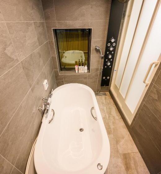 旅館 Tokyo Private Villa/near Station/ginza/asakusa/sky Tree/louis House