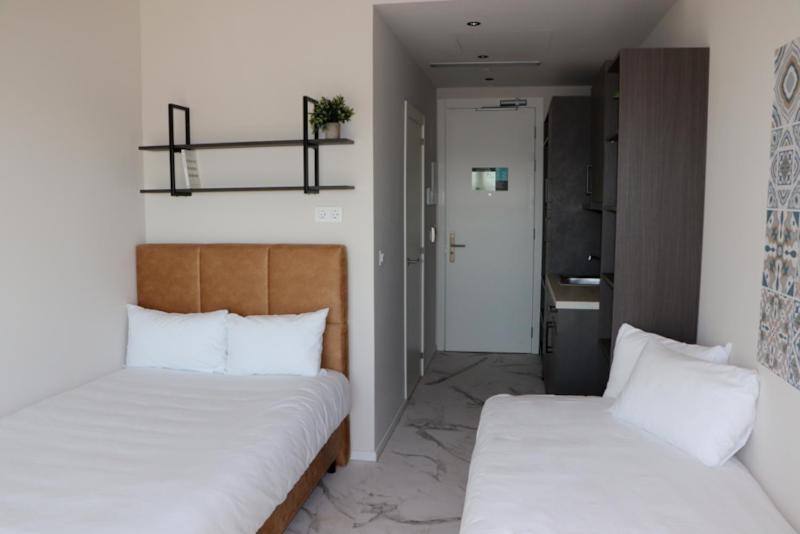 Student Experience Madrid Pozuelo   Luxury Hostel