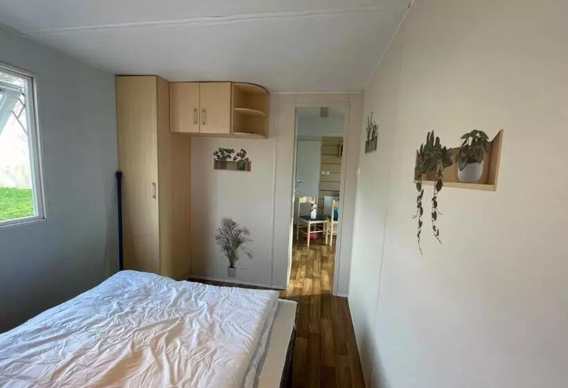 Aamiaismajoitus (B&B) Le Gewurz   Mobilhome Pour 5   Tv   Clim En été