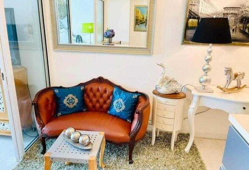 Hotel Azure Staycation By Jane