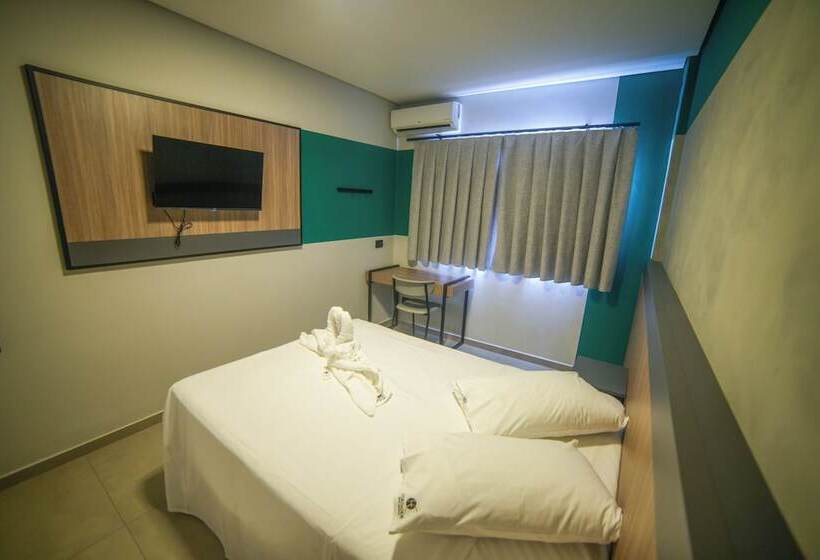 ホテル Coroados Foz Express