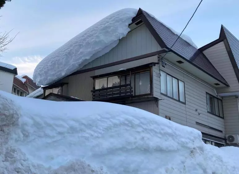 Hotelli Elan Lodge Akakura