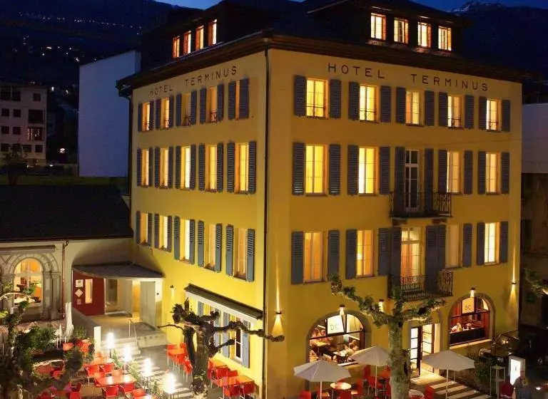 Hotelli Hôtel Au Terminus