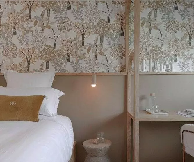 Hotelli La Peniche   Bed And Bicycle   Vienne