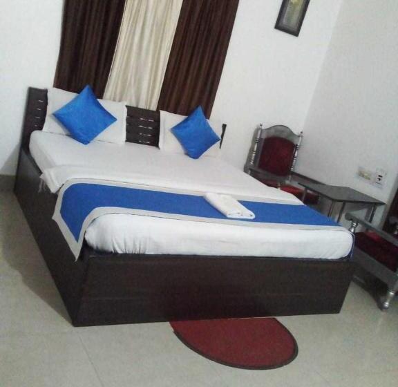 Hotel Oyo 80931c Mas Banadurga Residency