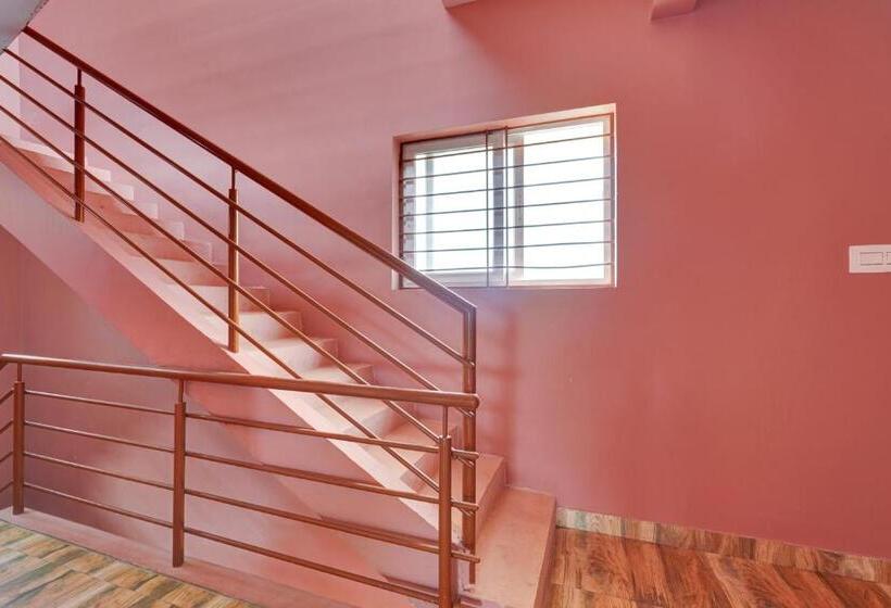 酒店 Oyo Flagship 81451 Surya Rooms