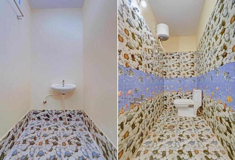 酒店 Oyo Flagship 81451 Surya Rooms