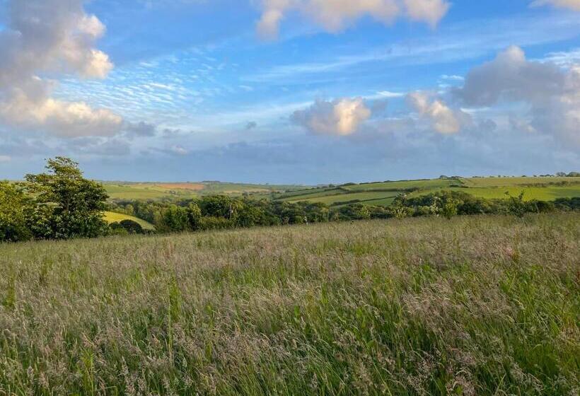 فندق Private And Peaceful Stay In A Luxury Shepherds Hut Near Truro