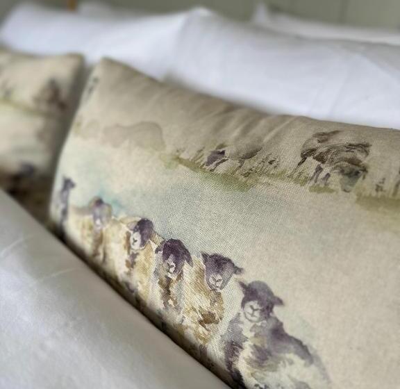 فندق Private And Peaceful Stay In A Luxury Shepherds Hut Near Truro