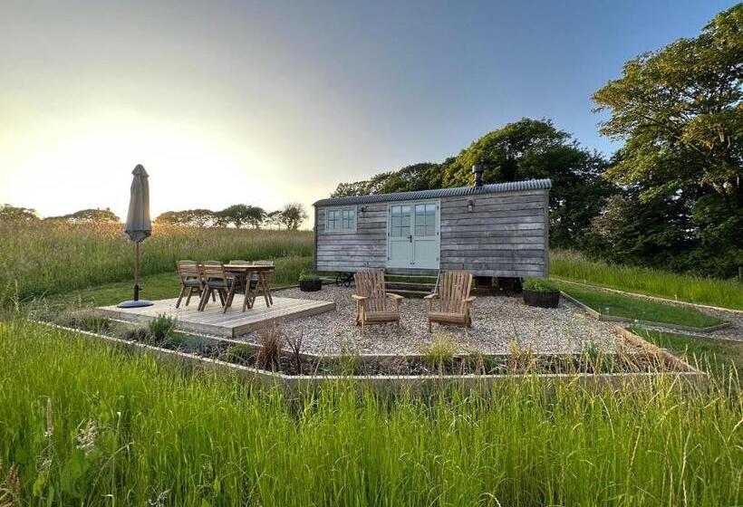 فندق Private And Peaceful Stay In A Luxury Shepherds Hut Near Truro