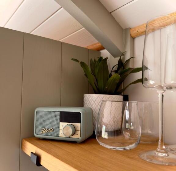 فندق Private And Peaceful Stay In A Luxury Shepherds Hut Near Truro