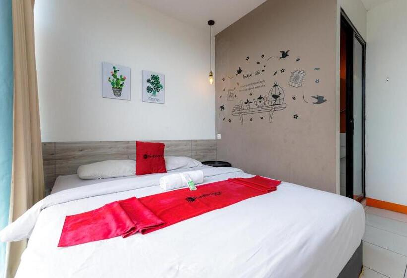 فندق Reddoorz Near Mangga Dua Mall