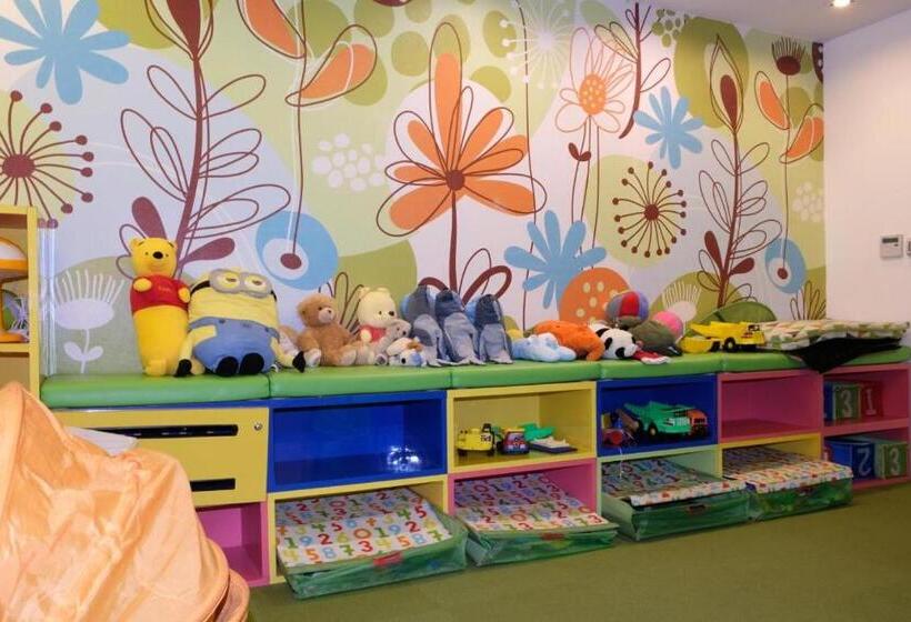 The Beach Heights Condotel Kata 500 Meters To Kata Beach