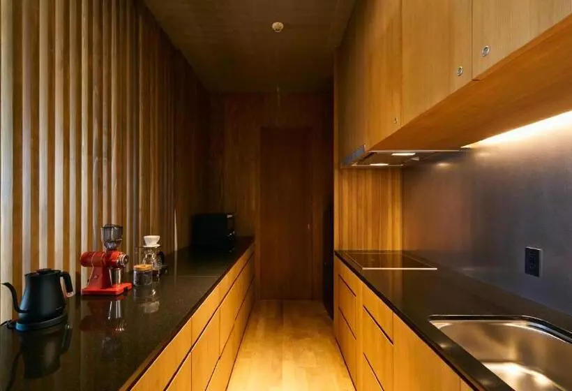 Hotelli Yanmar Sunset Marina Clubhouse&