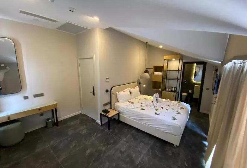 Iberis Hotel Lara