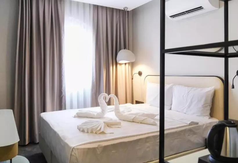 Iberis Hotel Lara