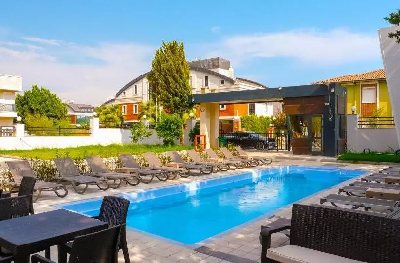 Iberis Hotel Lara