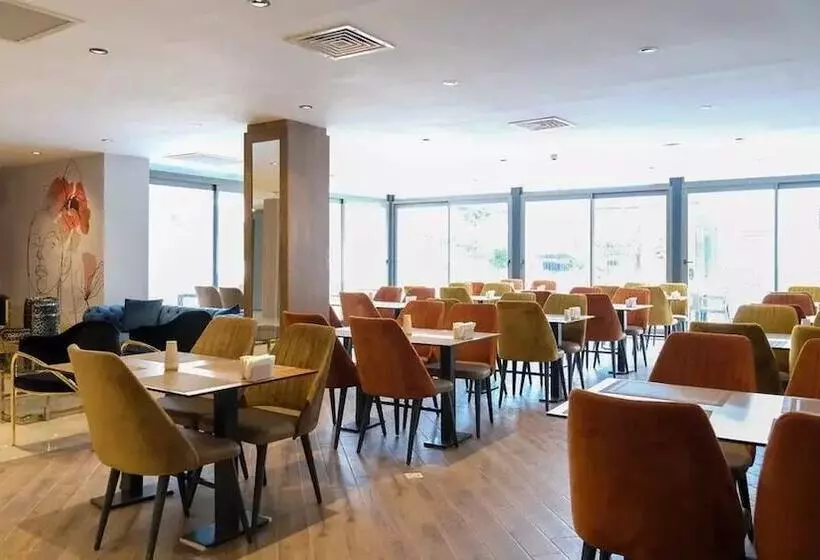 Iberis Hotel Lara