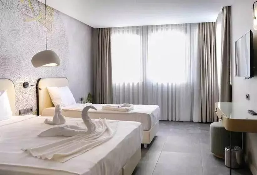 Iberis Hotel Lara