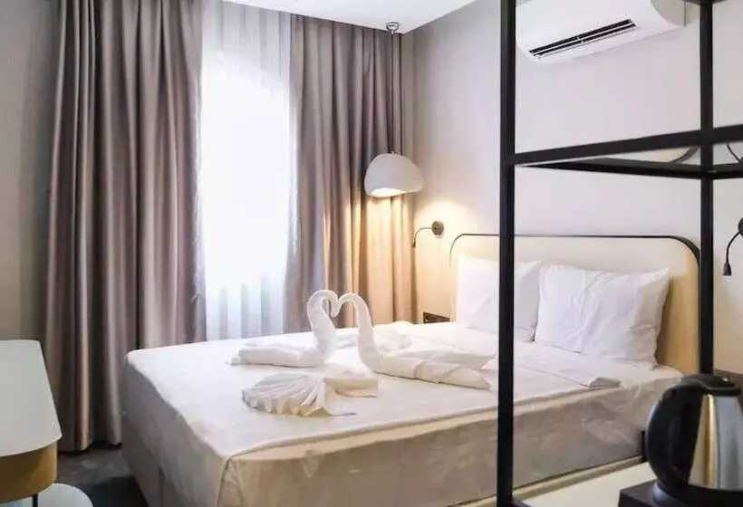 Iberis Hotel Lara