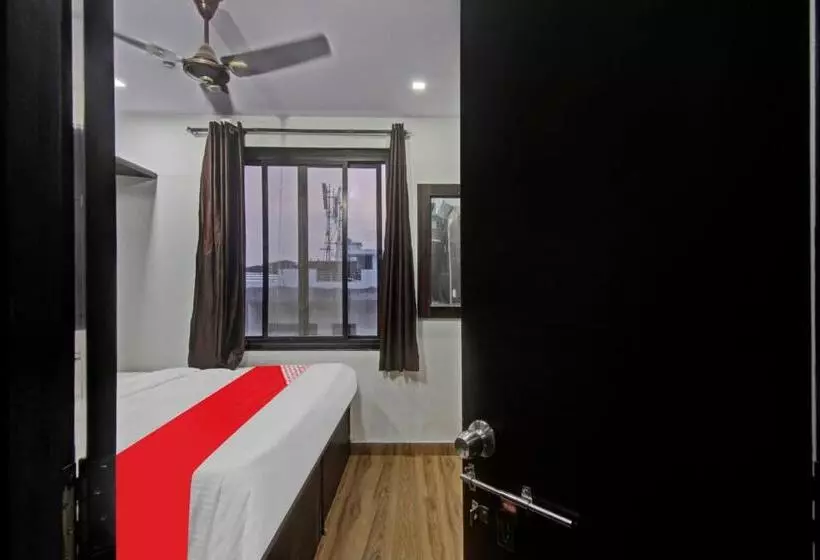 Oyo Flagship Hotel Grand Stay