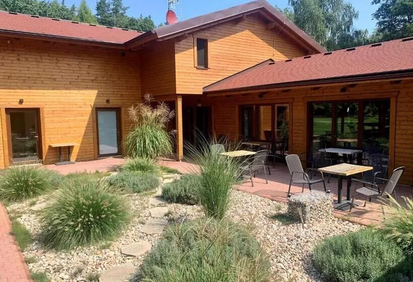 Majatalo Golf Resort Lázně Bohdaneč