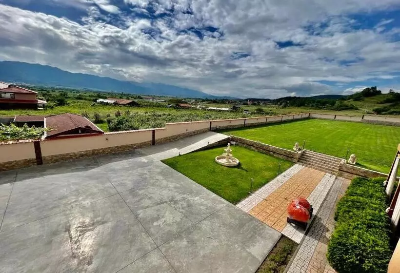 Majatalo Hani Guest House